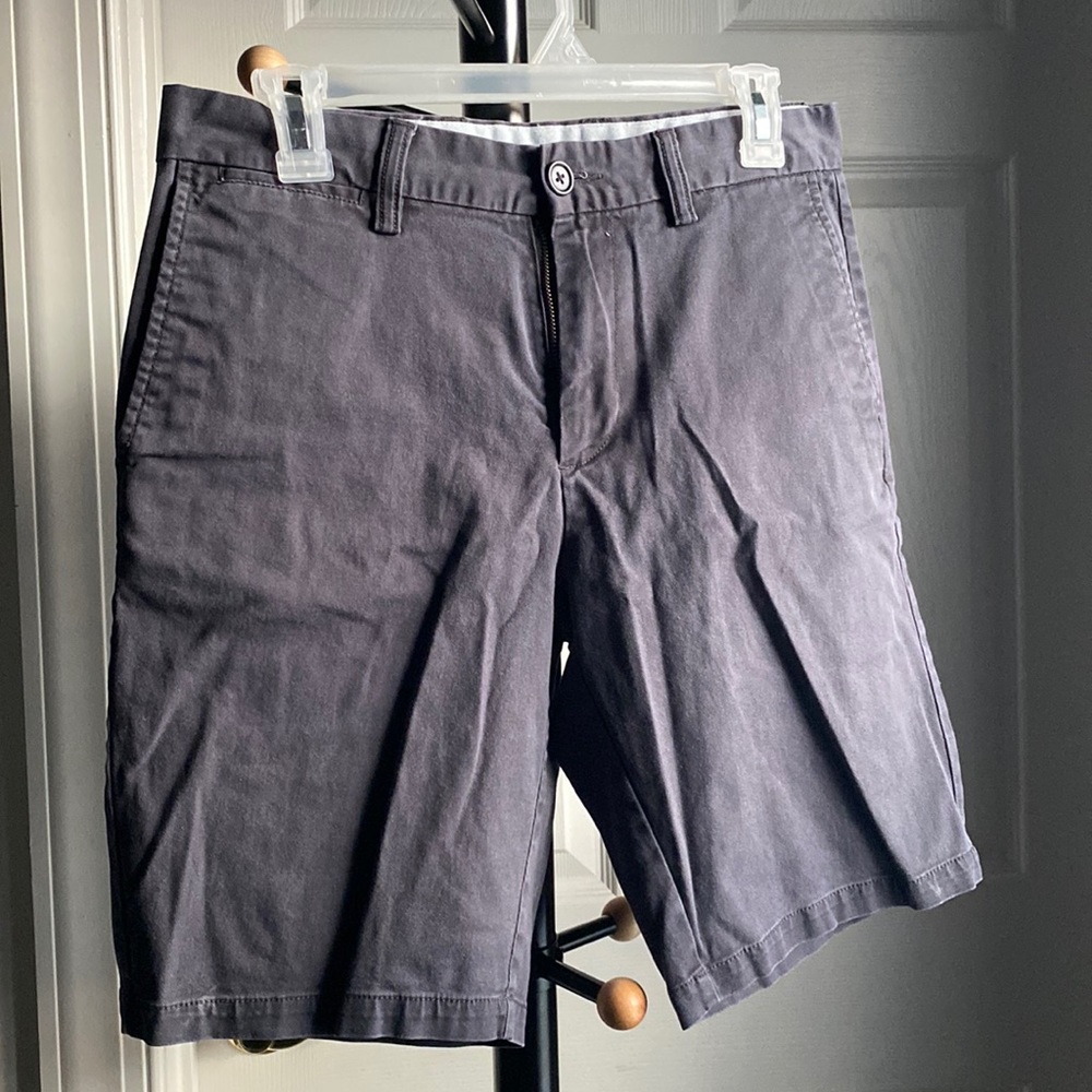 Old Navy Built-In Flex Khaki Shorts